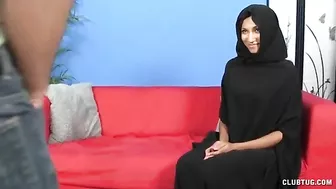Stunning Arab woman gives handjob and gets facialized