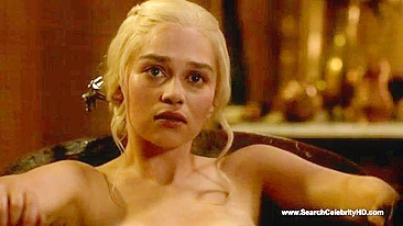 Emilia Clarke takes bath in TV series 'Games of Thrones'