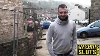 Picked up mature gets acquainted with stranger's vibrator