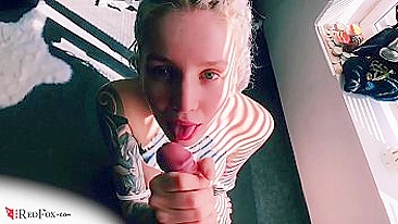 Porn blowing is more important for the young XXX model than yoga