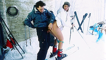 Porn moment starring hot skier who gives sexual pleasure to trainer