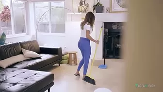 Tricky perv mom welcomes own son with a great blowjob