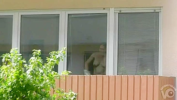 Spying on my hot neighbor she naked cleaning her house