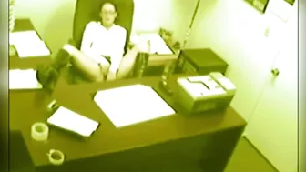 Spying my sexy and modest coworker masturbaite in work