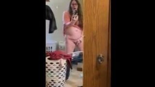 Mom play in the bathroom she fingering in front of selfie cam