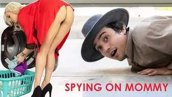 Nymphomaniac mom with big boobs fucks young detective hired by her husband