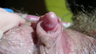 Solo amateur video of the girl in black top masturbating big clit