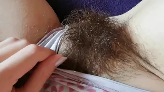 Amateur girl has a hairy cunt and wants everybody to check it out
