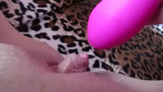 Close up video with amateur mom touching her big clit using a vibrator