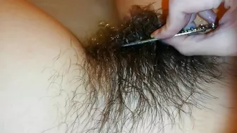 Amateur mom with super hairy bush relaxes naked in the bathroom