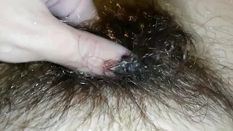 Gal records herself caressing her super-hairy bush in the bathroom