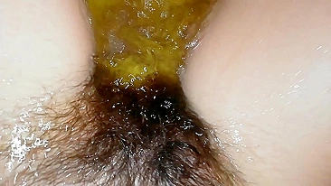 Gal records herself caressing her super-hairy bush in the bathroom