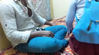 Caring brother has to teach Indian sister how to be bonked in practice