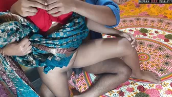 Brother fucks sister using no condom in the Indian porn video