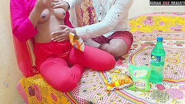 Indian sister spreads legs for snacks the brother has brought