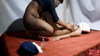 Brother pleases his Indian sister with massage before fucking her
