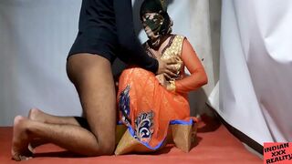 Amateur Indian sister hides her face when fucking horny brother