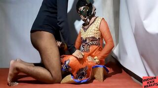 Amateur Indian sister hides her face when fucking horny brother