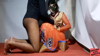 Amateur Indian sister hides her face when fucking horny brother