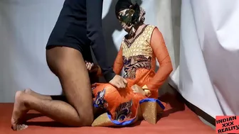 Amateur Indian sister hides her face when fucking horny brother