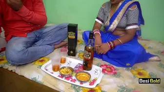 Man makes Indian in blue sari drunk to thrust cock into her vagina