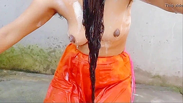 Horny devar watches Indian bhabhi washing and drills her wet twat