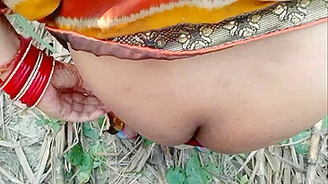 Horny Indian bhabhi strokes and fucks devar's dick in the field