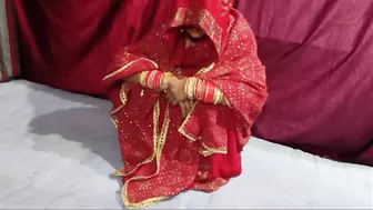 Bhabhi in red saree hides her face when fucking horny Indian devar Bhabhi in red saree hides her face when fucking horny Indian devar