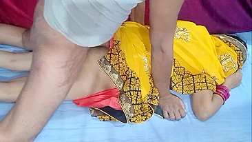 Devar's cock penetrates moist Indian twat of hot bhabhi in yellow