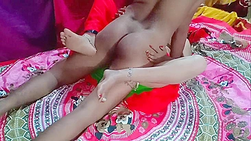 Bhabhi spreads legs to take Indian devar's dick into her Desi cunt