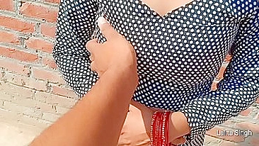 Cute Indian bhabhi in polka-dot dress gets fucked by devar outdoors