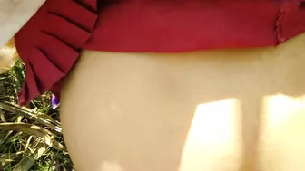 Bhabhi pulls her skirt away to have her Indian cunt drilled by devar