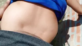 Indian Bhabhi pisses after awesome outdoor chudai with Desi lover