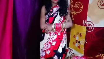 After hindi talk Desi Bhabhi is ready for chudai with Indian devar