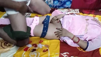 Bhabhi shows Indian devar pussy making him in the mood for chudai