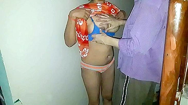 Bhabhi in red sari is fucked from behind in the Indian hotel room