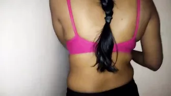 Hot Hindi talk Bhabhi has face hidden jerking off the Indian boyfriend