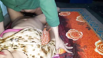 Aunty flaunts hairy flower being scored by Indian man in Bhabhi show