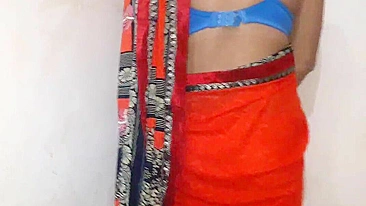 Bhabhi with juicy tits and hairy pussy is nailed in Hindi talk porn