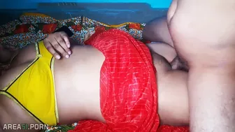 Indian boy wakes aunty up because Bhabhi needs to be drilled on camera