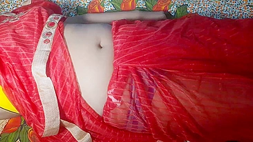 Indian boy wakes aunty up because Bhabhi needs to be drilled on camera
