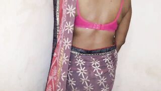 Hindi talk porn of Bhabhi in pink bra who has sex with Indian man