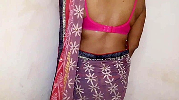 Hindi talk porn of Bhabhi in pink bra who has sex with Indian man