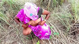 Sex with devar takes place outdoors so the Indian Bhabhi won't be caught Sex with devar takes place outdoors so the Indian Bhabhi won't be caught