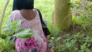 Bhabhi spends a good time enjoying devar's Indian dick in the fresh air