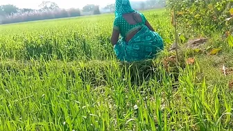 Naughty Indian Bhabhi is in a mood to practice desi sex in the fresh air