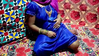 Excited desi Bhabhi lifts blue dress to be fucked by Indian beau