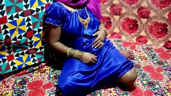 Excited desi Bhabhi lifts blue dress to be fucked by Indian beau