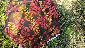 Indian cameraguy and desi Bhabhi in dress go outdoors to enjoy sex