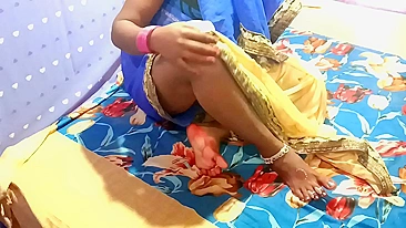 Desi Bhabhi doesn't take off blue cape during sex with Indian lover